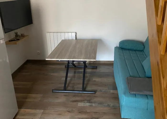 3 T1 Meublé 86320 Appartamento *