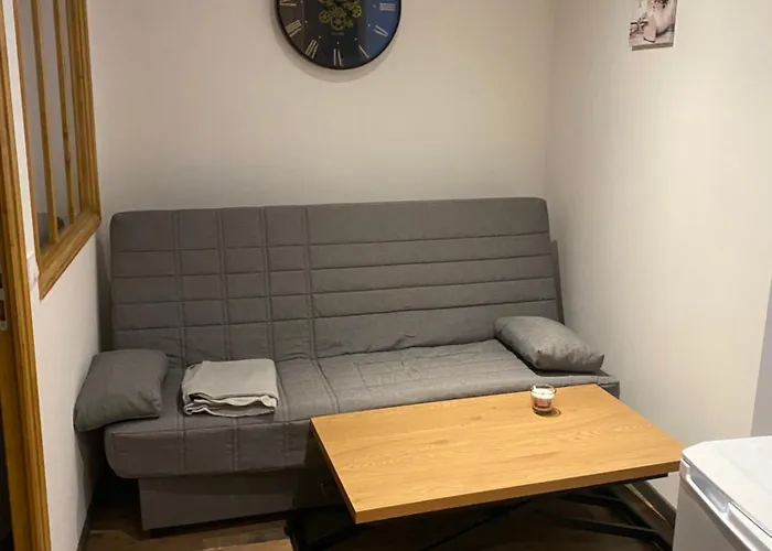 3 T1 Meublé 86320 Appartamento *